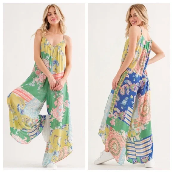 22 Border Print Sleeveless Jumpsuit - Picture 4 of 5